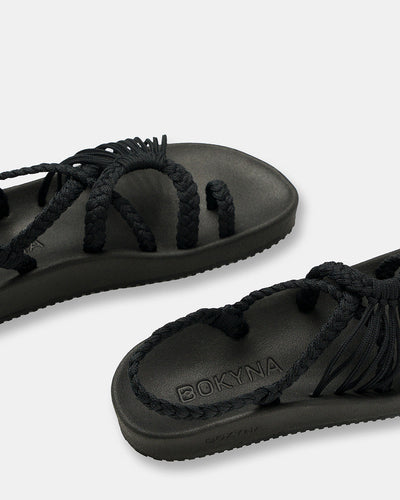 ELEVATE – Black