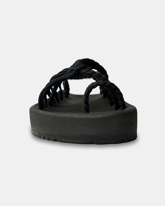 ELEVATE – Black