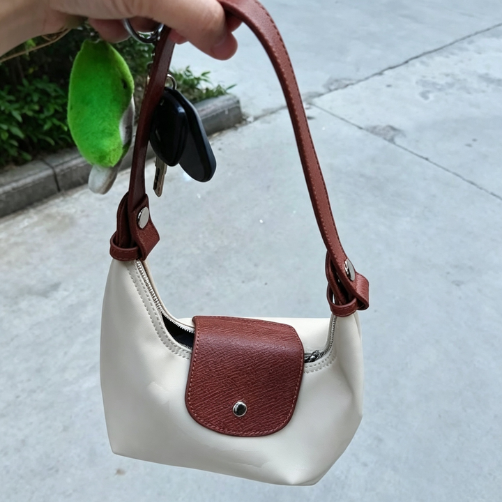 Review by Carmen