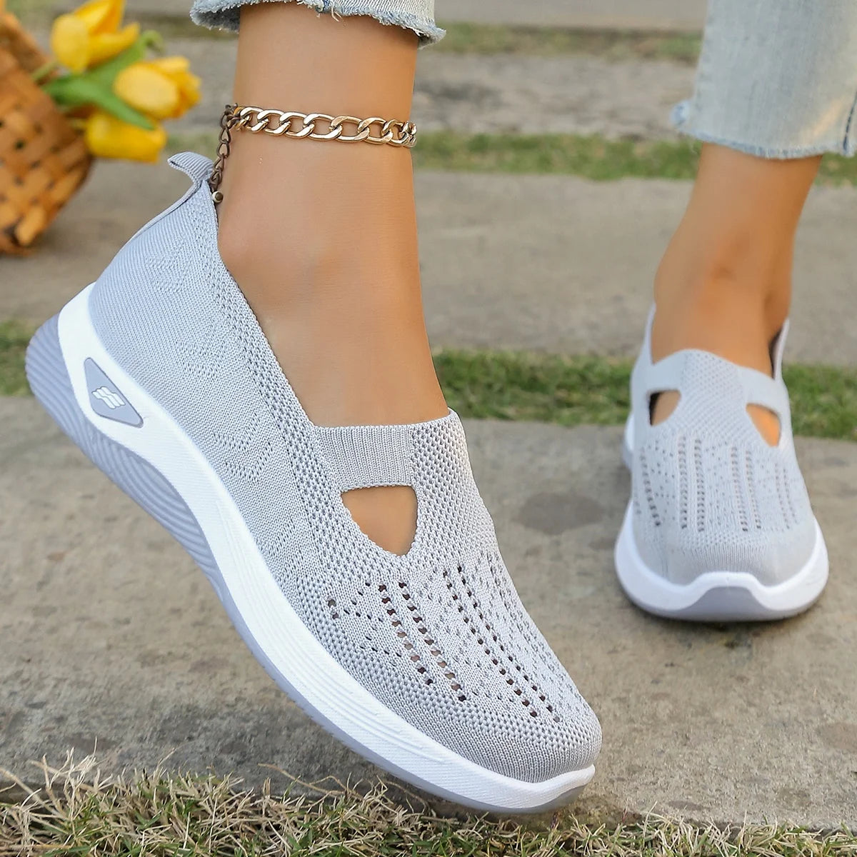 Sneakers Slip-On Donna Traforate in Maglia Traspirante