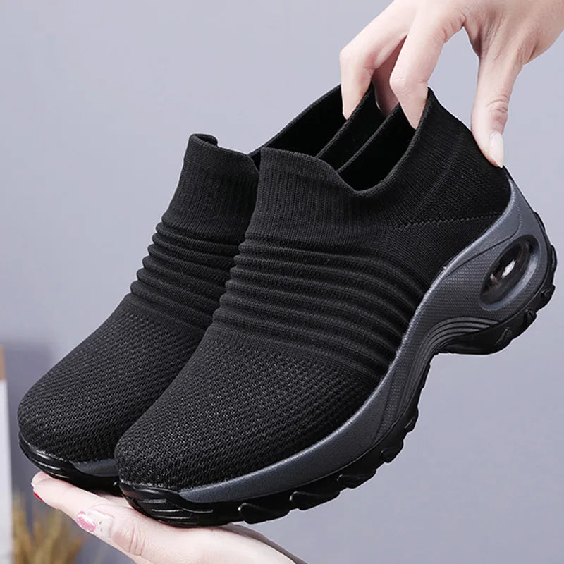 Sneakers Donna con Plateau in Mesh Traspirante