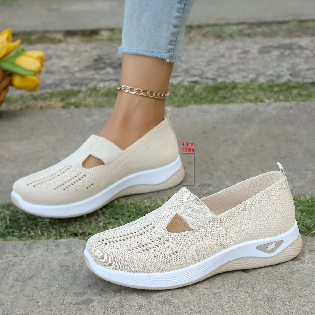 Sneakers Slip-On Donna Traforate in Maglia Traspirante