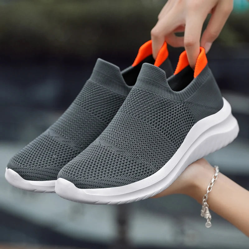 Scarpe Slip-On Unisex con Suola Morbida