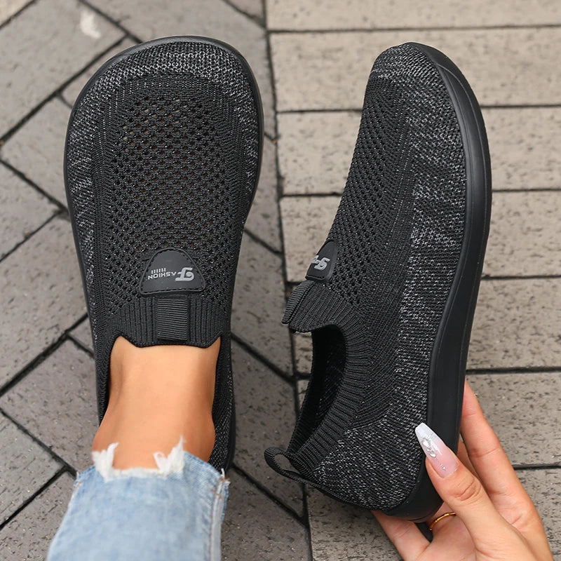 Scarpe Slip-On Donna a Punta Larga in Maglia Morbida